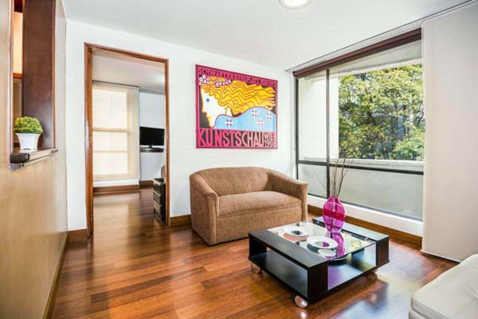 בוגוטה Lloyds Apartasuites Parque 93 מראה חיצוני תמונה