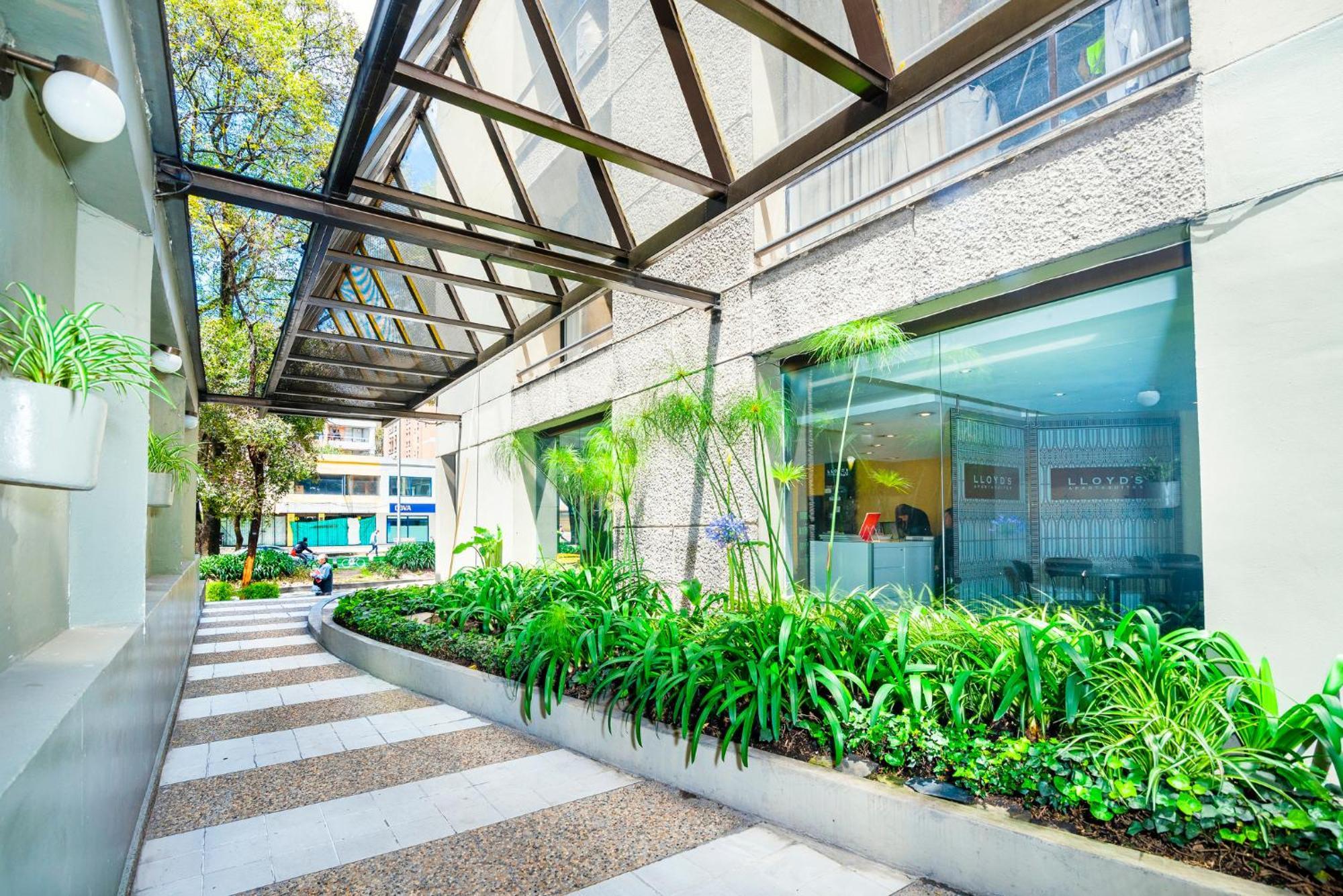 בוגוטה Lloyds Apartasuites Parque 93 מראה חיצוני תמונה