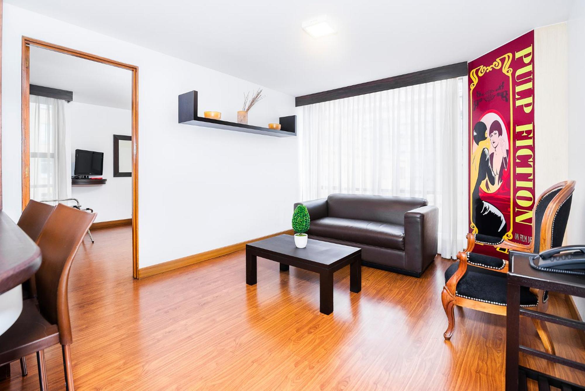 בוגוטה Lloyds Apartasuites Parque 93 מראה חיצוני תמונה