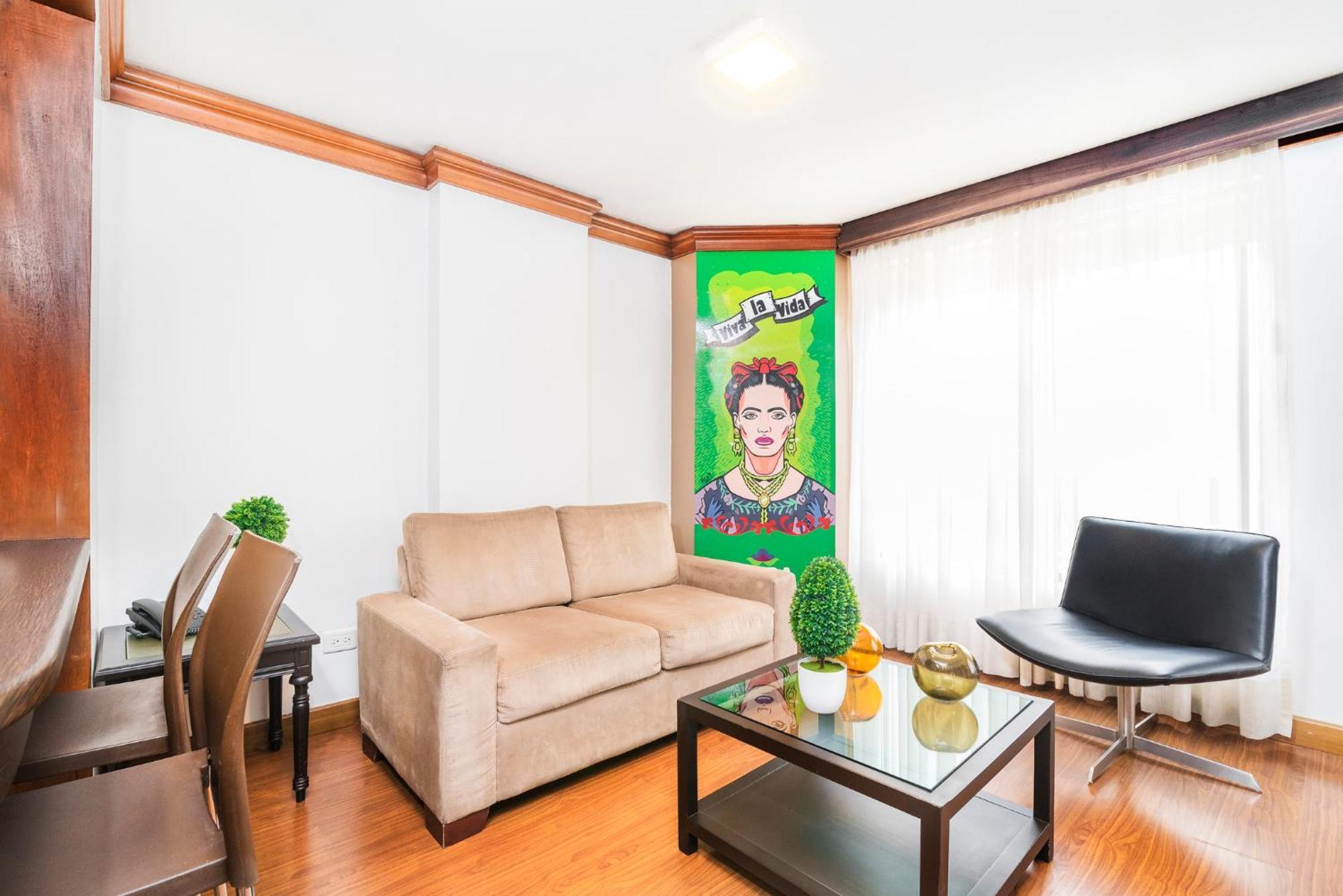 בוגוטה Lloyds Apartasuites Parque 93 מראה חיצוני תמונה