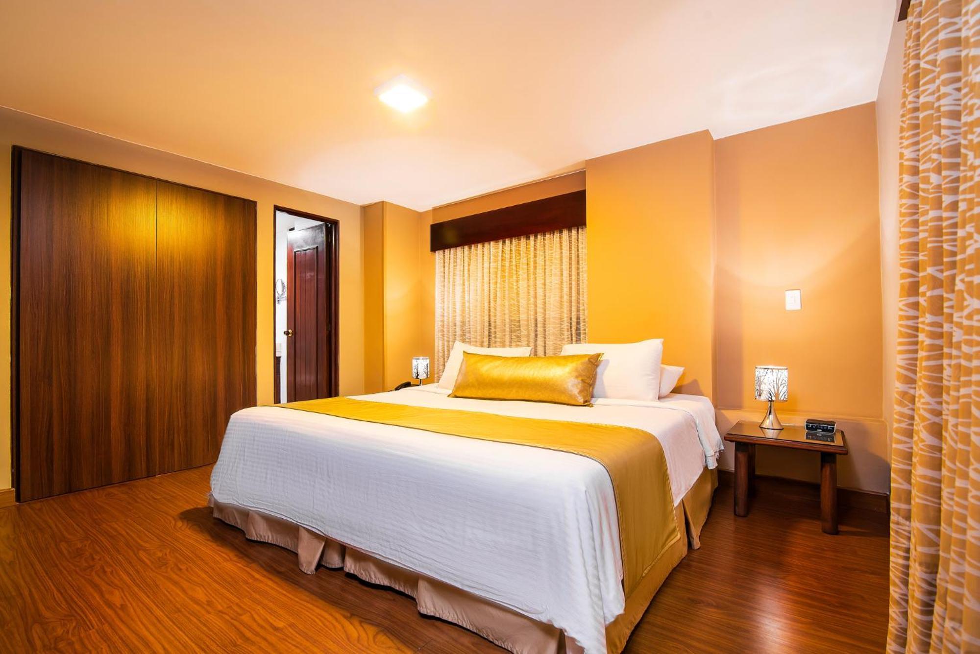 בוגוטה Lloyds Apartasuites Parque 93 מראה חיצוני תמונה